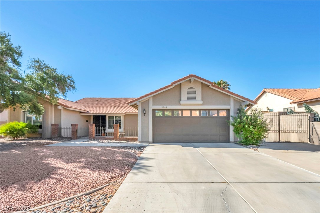 3249 Palmdesert Way Las Vegas NV 89120