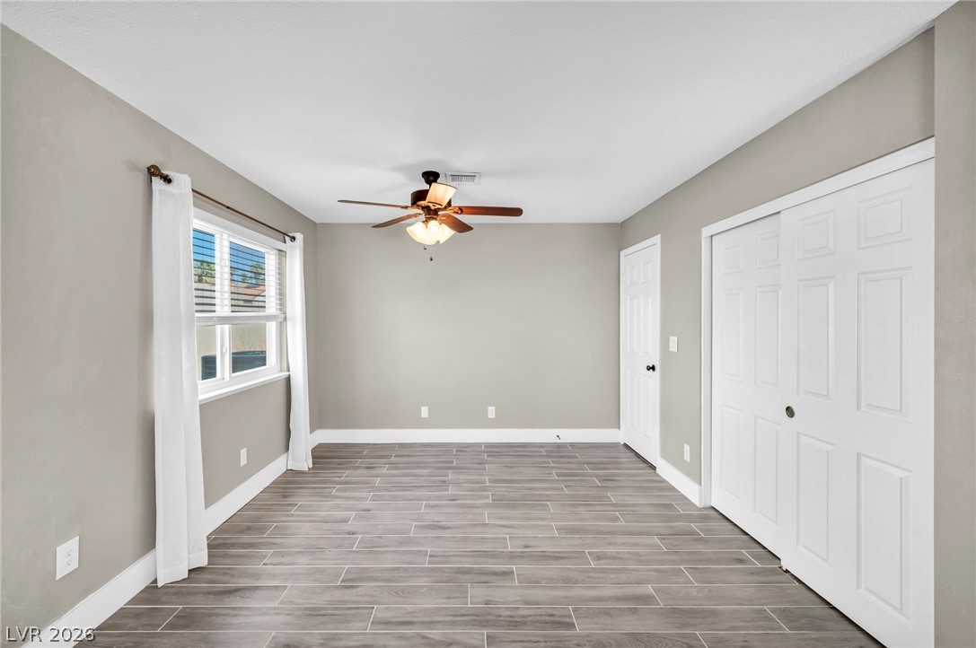 3249 Palmdesert Way Las Vegas NV 89120