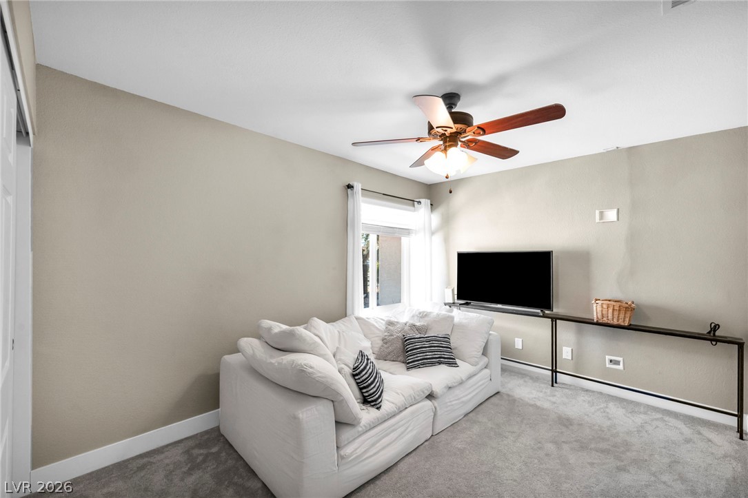 3249 Palmdesert Way Las Vegas NV 89120