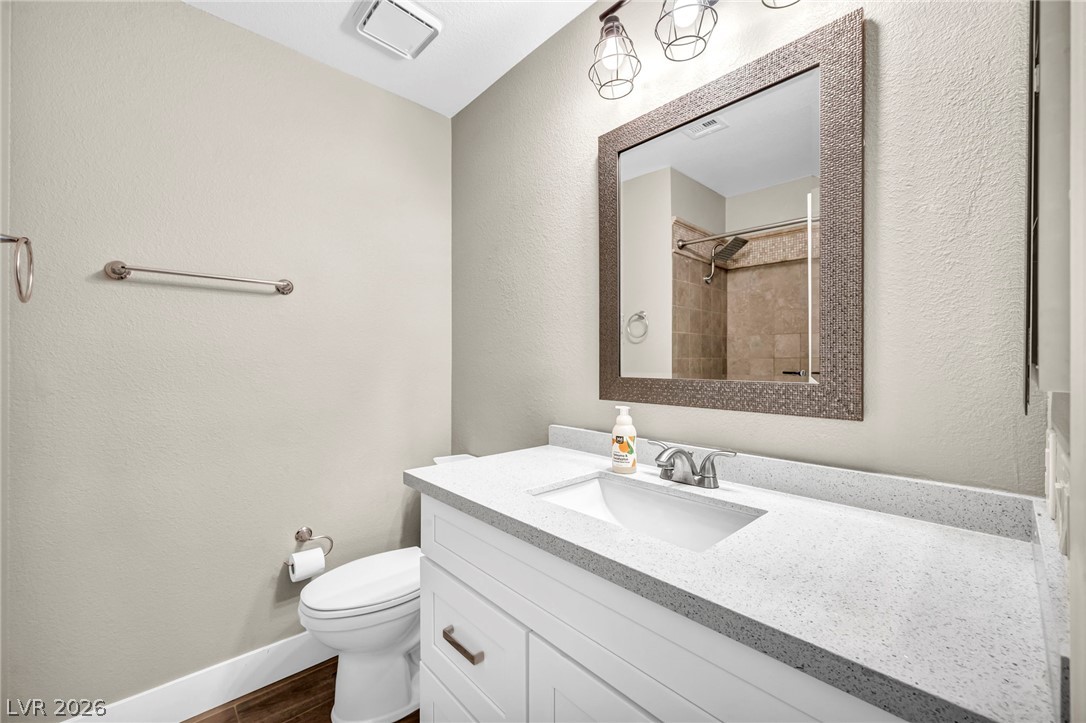 3249 Palmdesert Way Las Vegas NV 89120