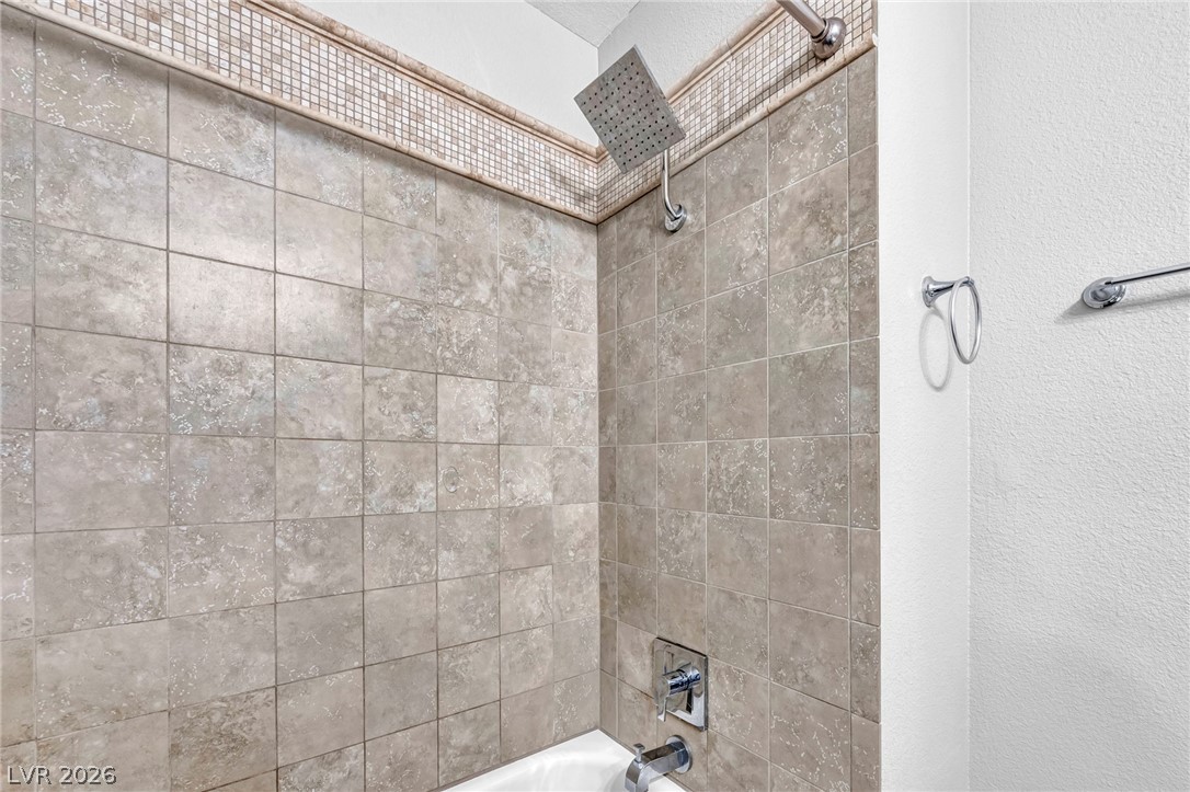 3249 Palmdesert Way Las Vegas NV 89120