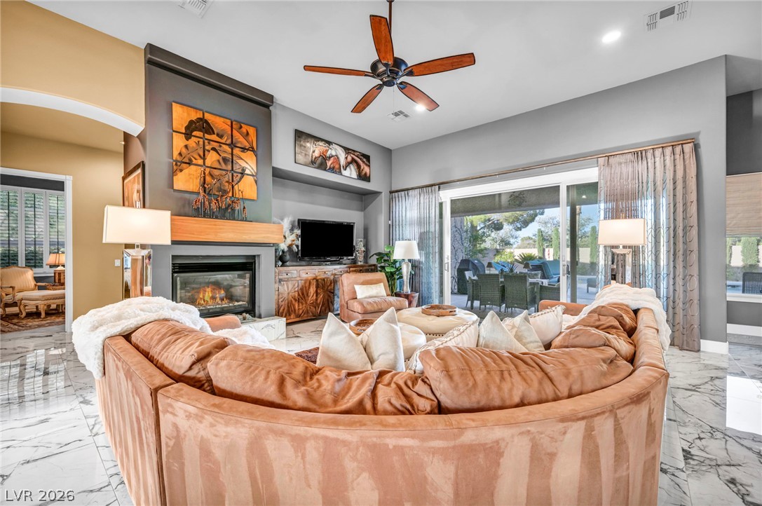 4702 Blue Mesa Way Las Vegas NV 89129