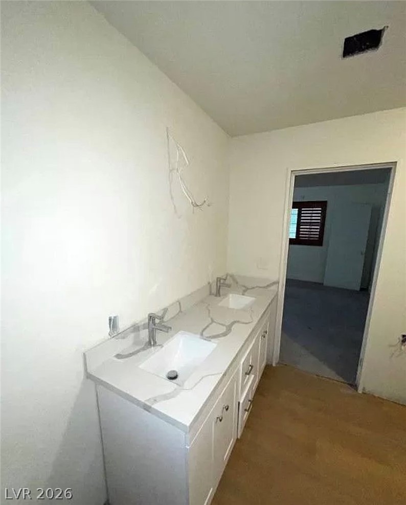 7664 Angel Crest Circle Las Vegas NV 89117