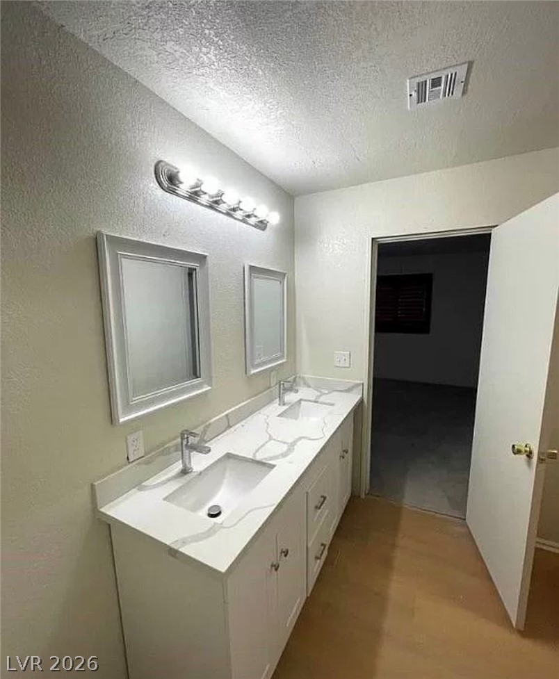 7664 Angel Crest Circle Las Vegas NV 89117