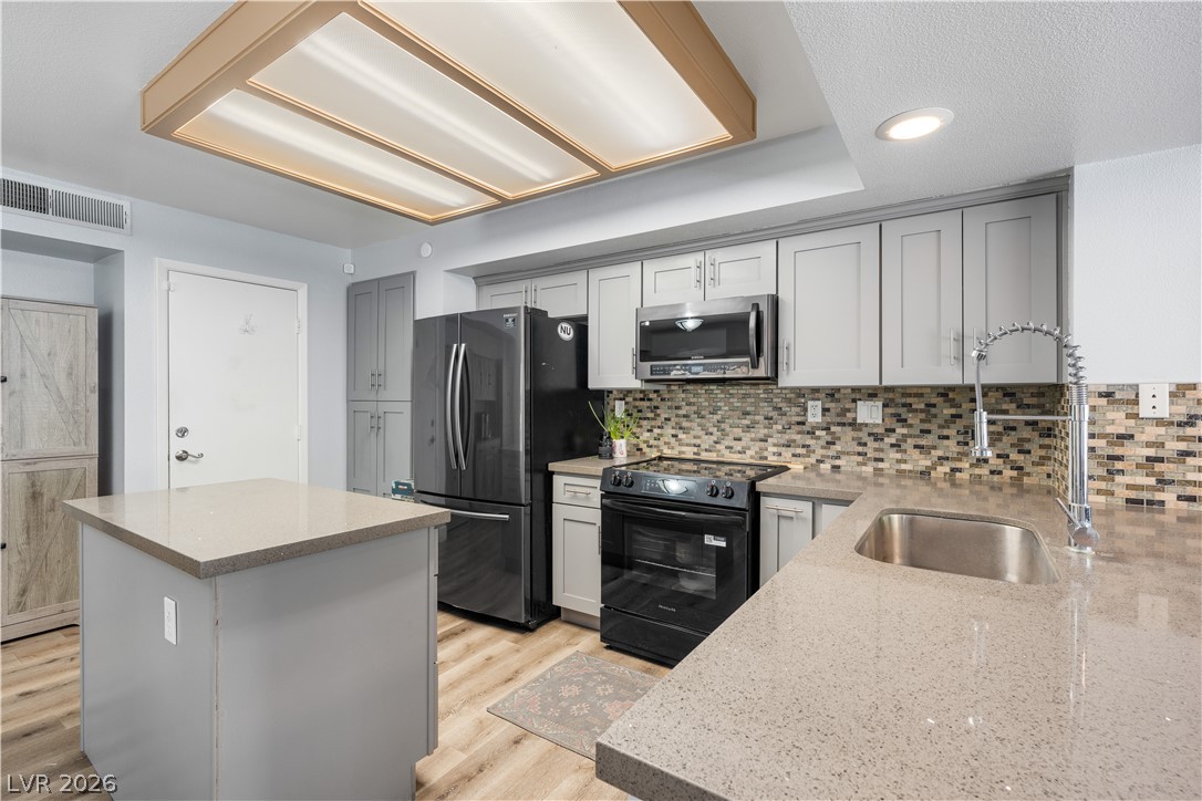 2620 Golden Sands Drive Las Vegas NV 89128