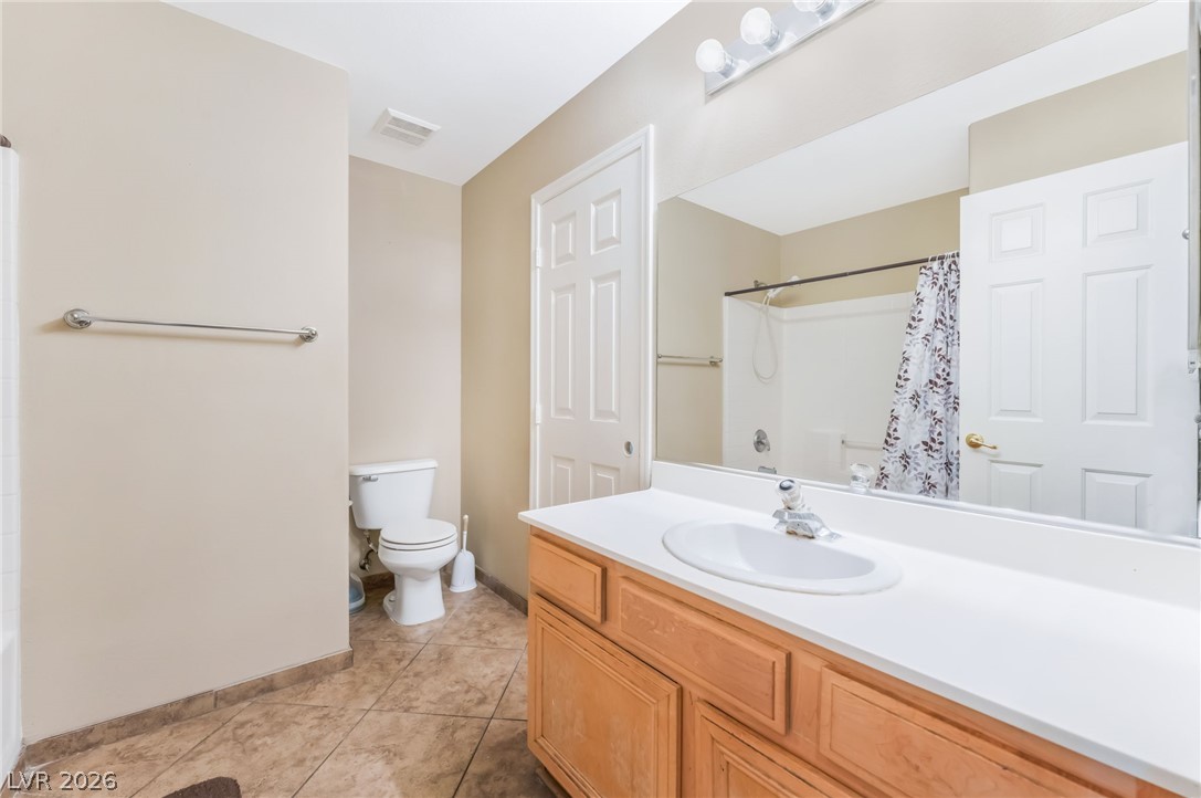 1811 Night Shadow Avenue North Las Vegas NV 89031