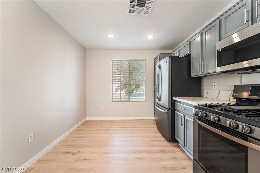 8072 Twain Harte Street Las Vegas NV 89139