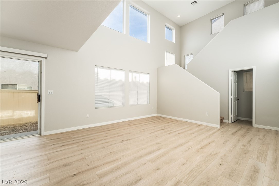 8072 Twain Harte Street Las Vegas NV 89139