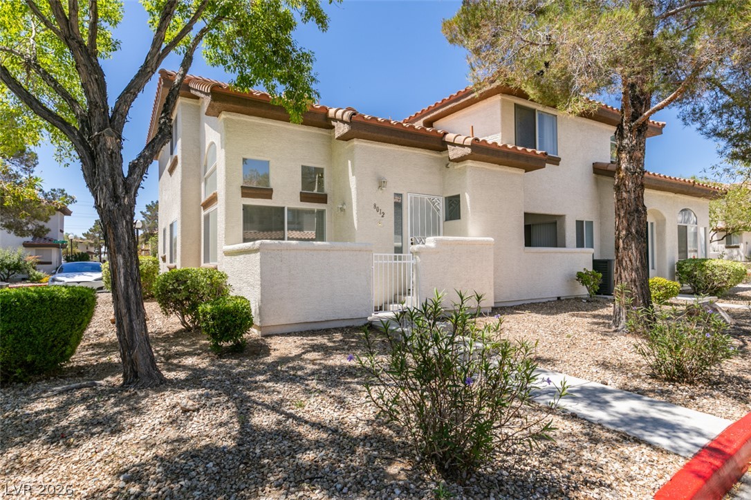 8012 Divine Drive Las Vegas NV 89128