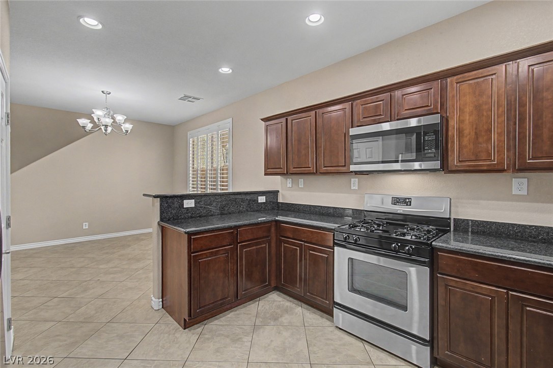 9048 Corrines Point Street Las Vegas NV 89148