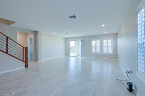 9792 Newcastle Spring Avenue Las Vegas NV 89178