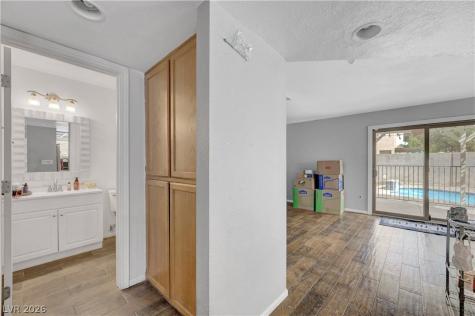 6644 Pepperidge Way Las Vegas NV 89108