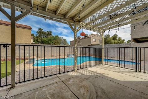 6644 Pepperidge Way Las Vegas NV 89108