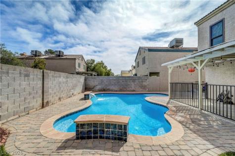 6644 Pepperidge Way Las Vegas NV 89108