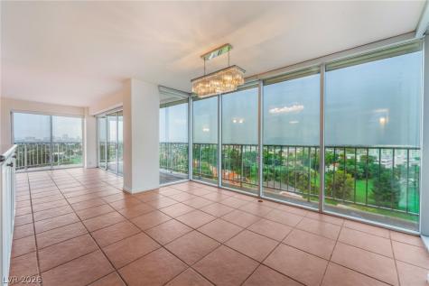 3111 Bel Air Drive 11b Las Vegas NV 89109