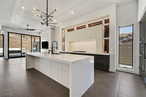 692 Scenic Cliff Drive Henderson NV 89012