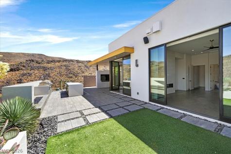692 Scenic Cliff Drive Henderson NV 89012
