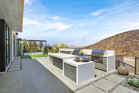 692 Scenic Cliff Drive Henderson NV 89012