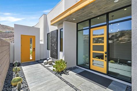 692 Scenic Cliff Drive Henderson NV 89012