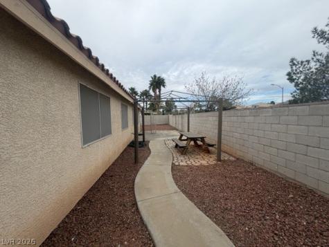 1042 Aspen Daisy Avenue Henderson NV 89074