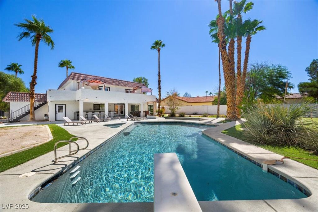 1695 Montessouri Street Las Vegas NV 89117