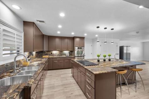 1695 Montessouri Street Las Vegas NV 89117