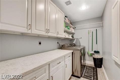 7 Old Lake Circle Henderson NV 89074