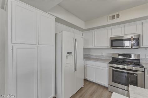 6800 Dorita Avenue 202 Las Vegas NV 89108
