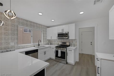 9437 January Drive Las Vegas NV 89134