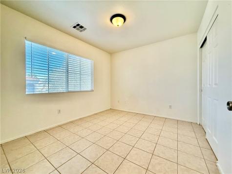 9827 Sonora Bend Avenue Las Vegas NV 89148
