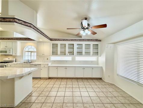 9827 Sonora Bend Avenue Las Vegas NV 89148