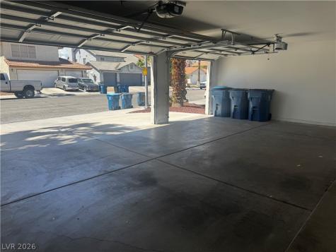 2504 Goldenmoon Street Las Vegas NV 89108