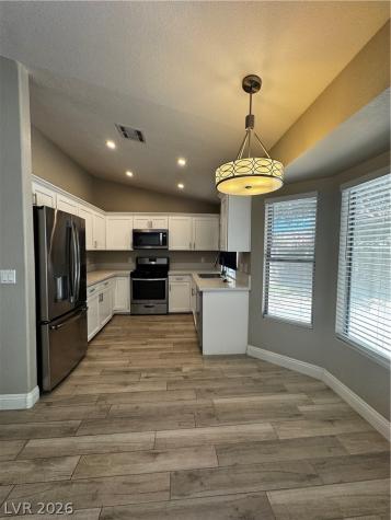 2504 Goldenmoon Street Las Vegas NV 89108