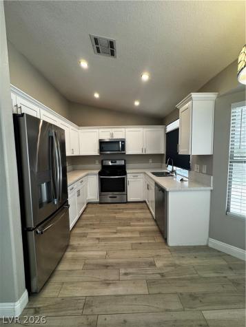 2504 Goldenmoon Street Las Vegas NV 89108