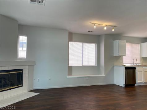 1904 Cedar Bluffs Way Las Vegas NV 89128