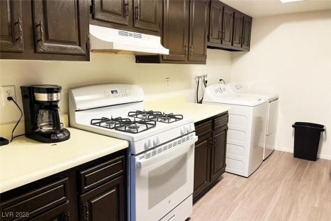 4650 Koval Lane 14d Las Vegas NV 89109