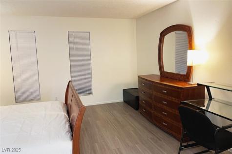 4650 Koval Lane 14d Las Vegas NV 89109