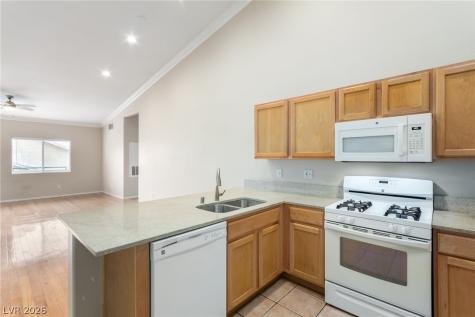 2000 Jade Creek Street 202 Las Vegas NV 89117