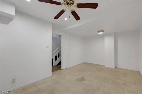 2871 Calle Del Oro Las Vegas NV 89120