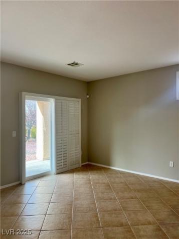 2460 Calvert City Drive Henderson NV 89052