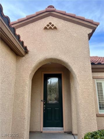 2460 Calvert City Drive Henderson NV 89052