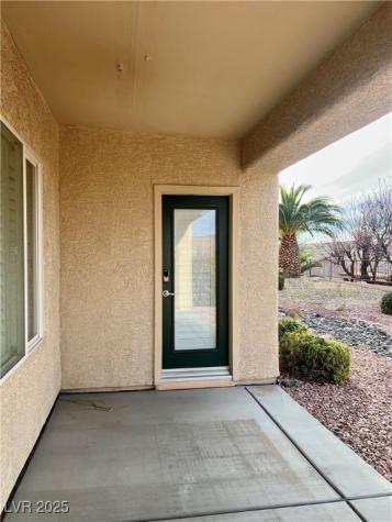 2460 Calvert City Drive Henderson NV 89052