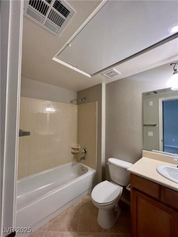 2460 Calvert City Drive Henderson NV 89052