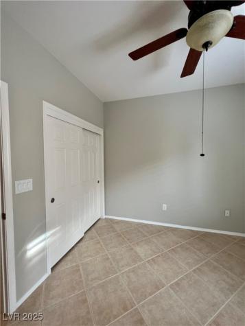 2460 Calvert City Drive Henderson NV 89052