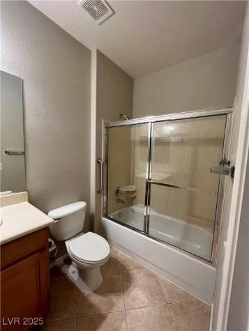 2460 Calvert City Drive Henderson NV 89052
