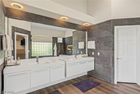 404 Summer Mesa Drive Las Vegas NV 89144
