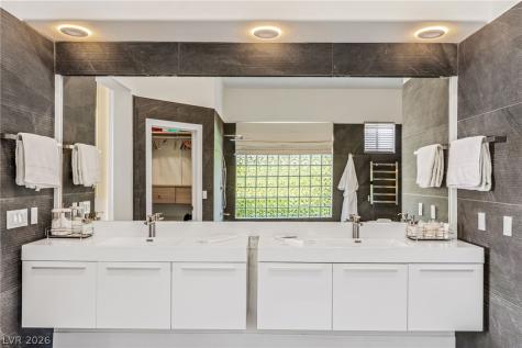 404 Summer Mesa Drive Las Vegas NV 89144