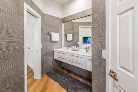 404 Summer Mesa Drive Las Vegas NV 89144