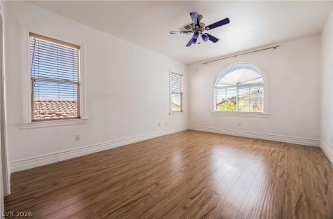 212 Waterton Lakes Avenue Las Vegas NV 89148