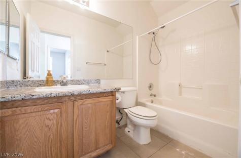212 Waterton Lakes Avenue Las Vegas NV 89148